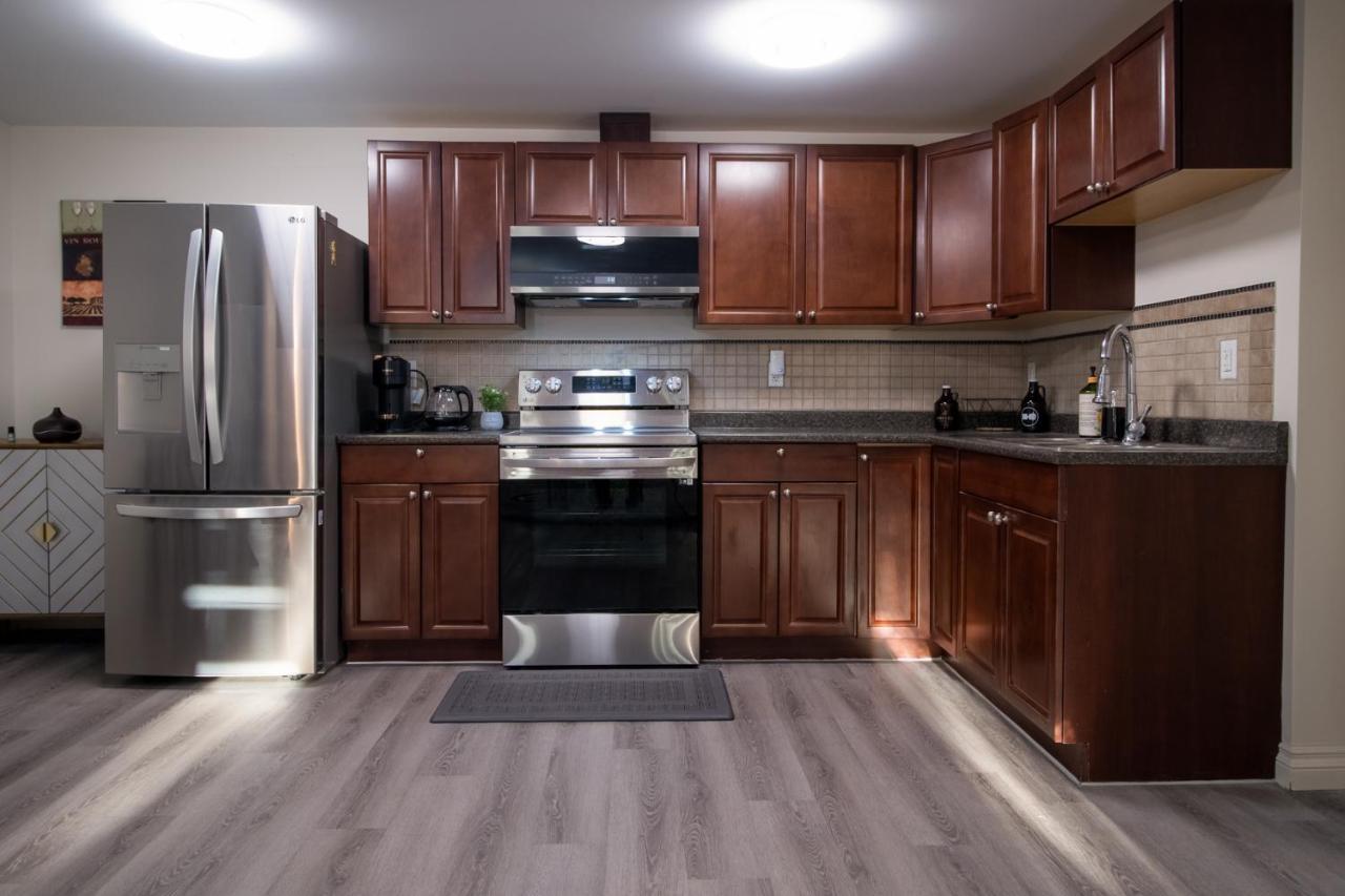Bright Private Suite Near Departure Bay Beach นาไนโม ภายนอก รูปภาพ