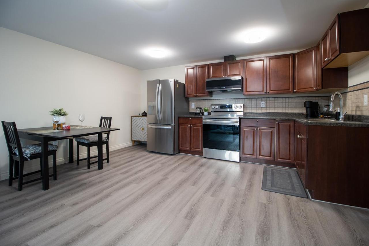 Bright Private Suite Near Departure Bay Beach นาไนโม ภายนอก รูปภาพ