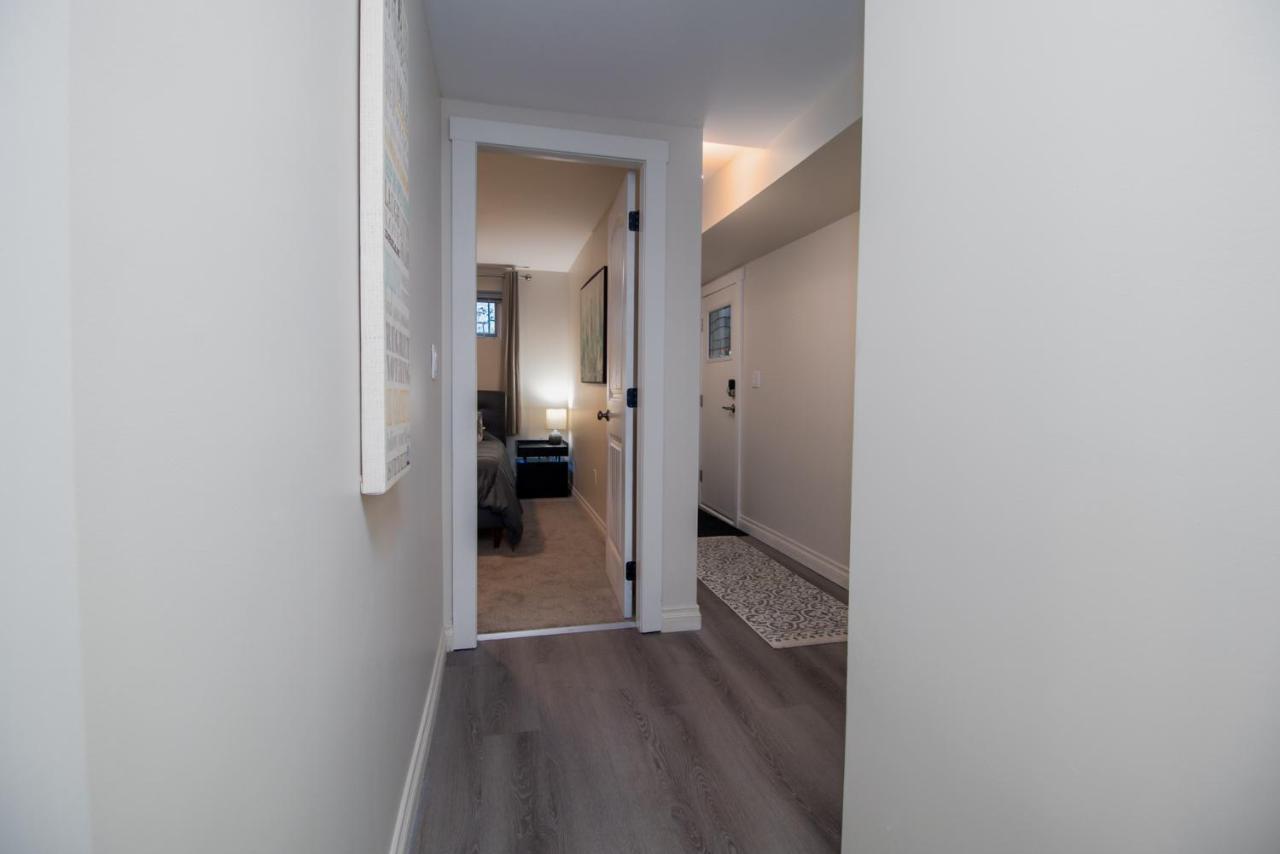 Bright Private Suite Near Departure Bay Beach นาไนโม ภายนอก รูปภาพ